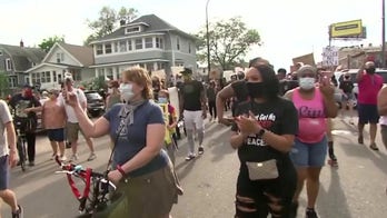 Minnesota Democrats postpone gathering amid unrest over Floyd death	