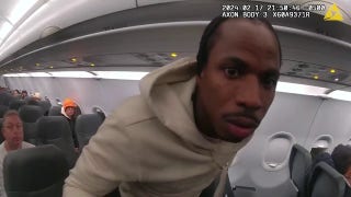 Atlanta police arrest fugitive on plane after he escaped traffic stop - Fox News