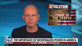 Steve Hilton emphasizes importance of decentralizing power in America