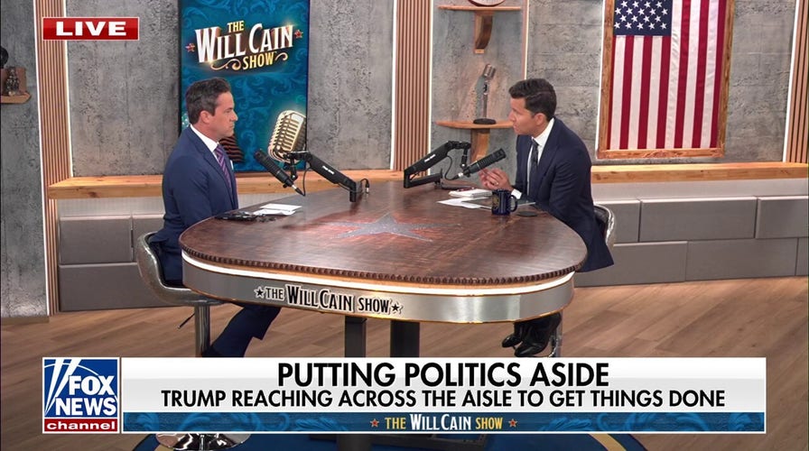 Trump shouldn't get extra credit for doing his job, says Democratic strategist