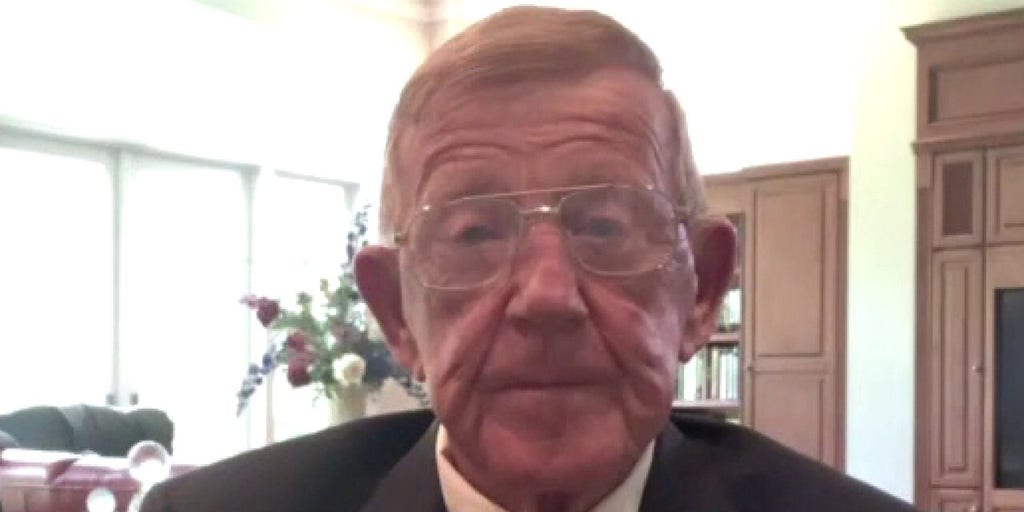 Lou Holtz I Don T Believe There Will Be Football This Year Fox News   Image 