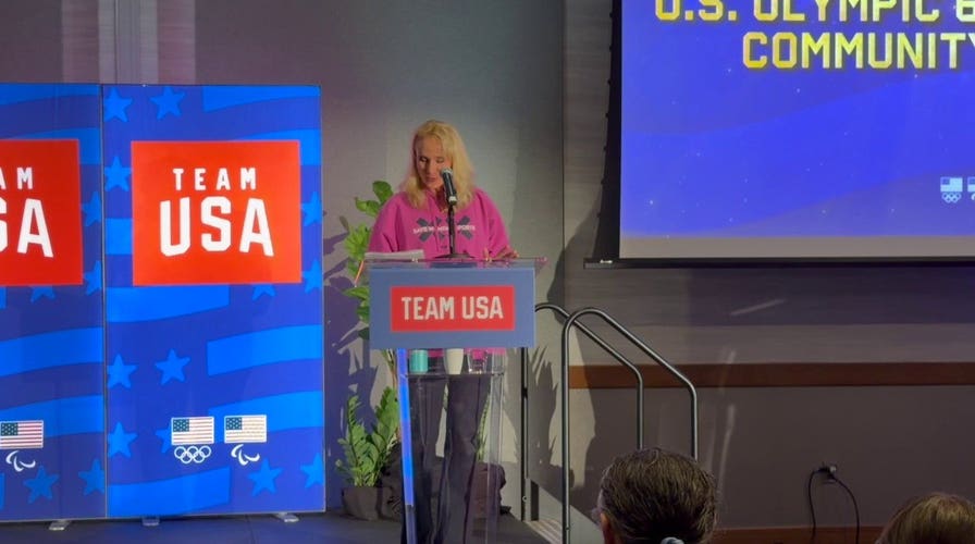 US Olympic legend Nancy Hogshead win the Dorothy Franey Langkop Ambassador award