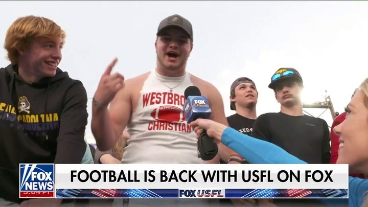 Abby Hornacek recaps USFL's first game: Players 'raised a word up to the Lord'