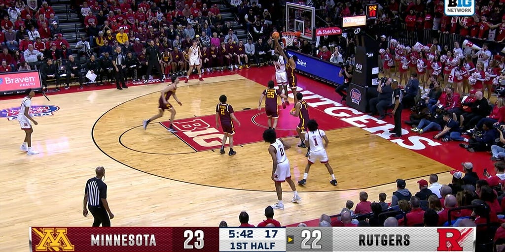 Rutgers' Dylan Grant finishes tough and-1 to take lead against Minnesota