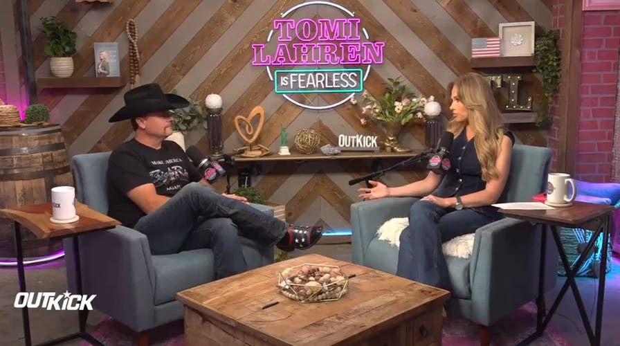 John Rich Remebers Dolly Parton | Tomi Lahren Is Fearless
