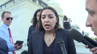 Alexandria Ocasio Cortez sidesteps questions on Graham Platner’s behavioral issues chronicled by former romantic interests