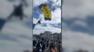 Navy parachutist crashes into crowd during San Francisco performance - Fox News