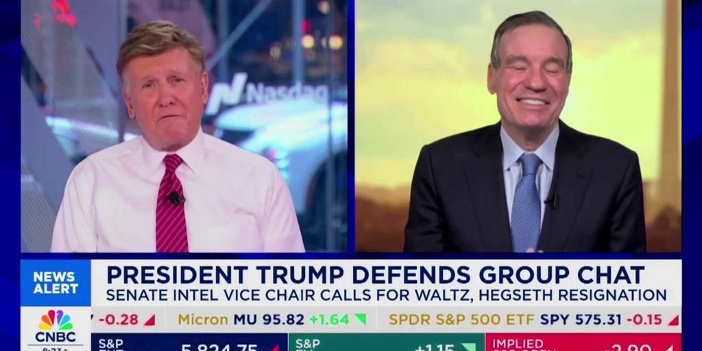 Democratic senator laughs after CNBC host brings up disastrous Afghanistan withdrawal amid Signal controversy