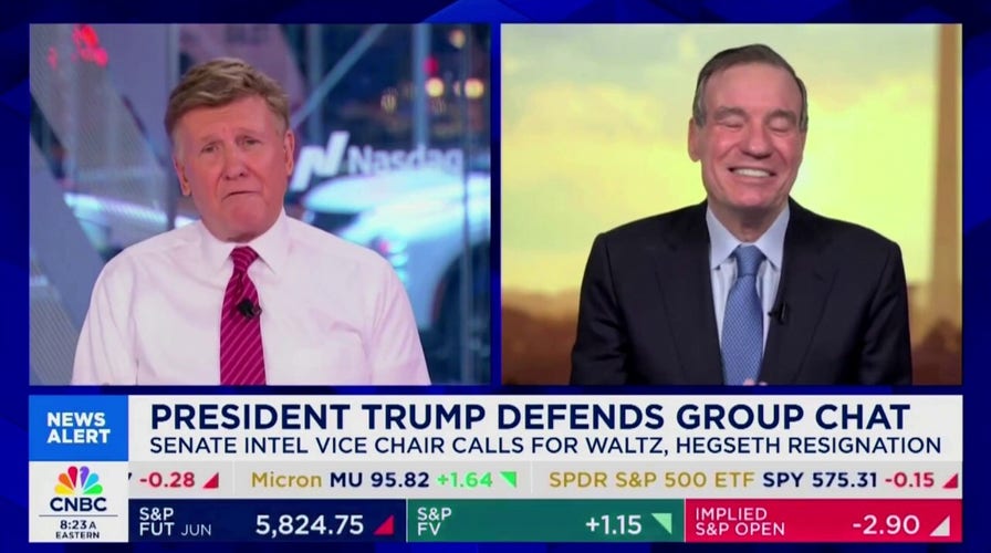 Democratic senator laughs after CNBC host brings up disastrous Afghanistan withdrawal amid Signal controversy