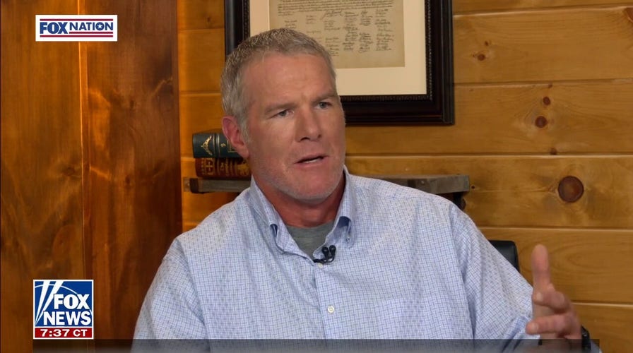 Brett Favre reflects on his best and worst career moments on 'Tucker Carlson Today'