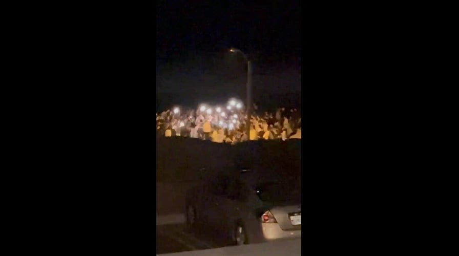 California teens on beach, fight breaks out