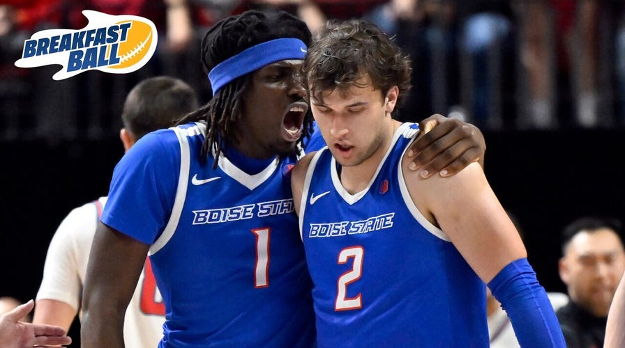 College Basketball Crown trophy revealed, Who wins it? | Breakfast Ball