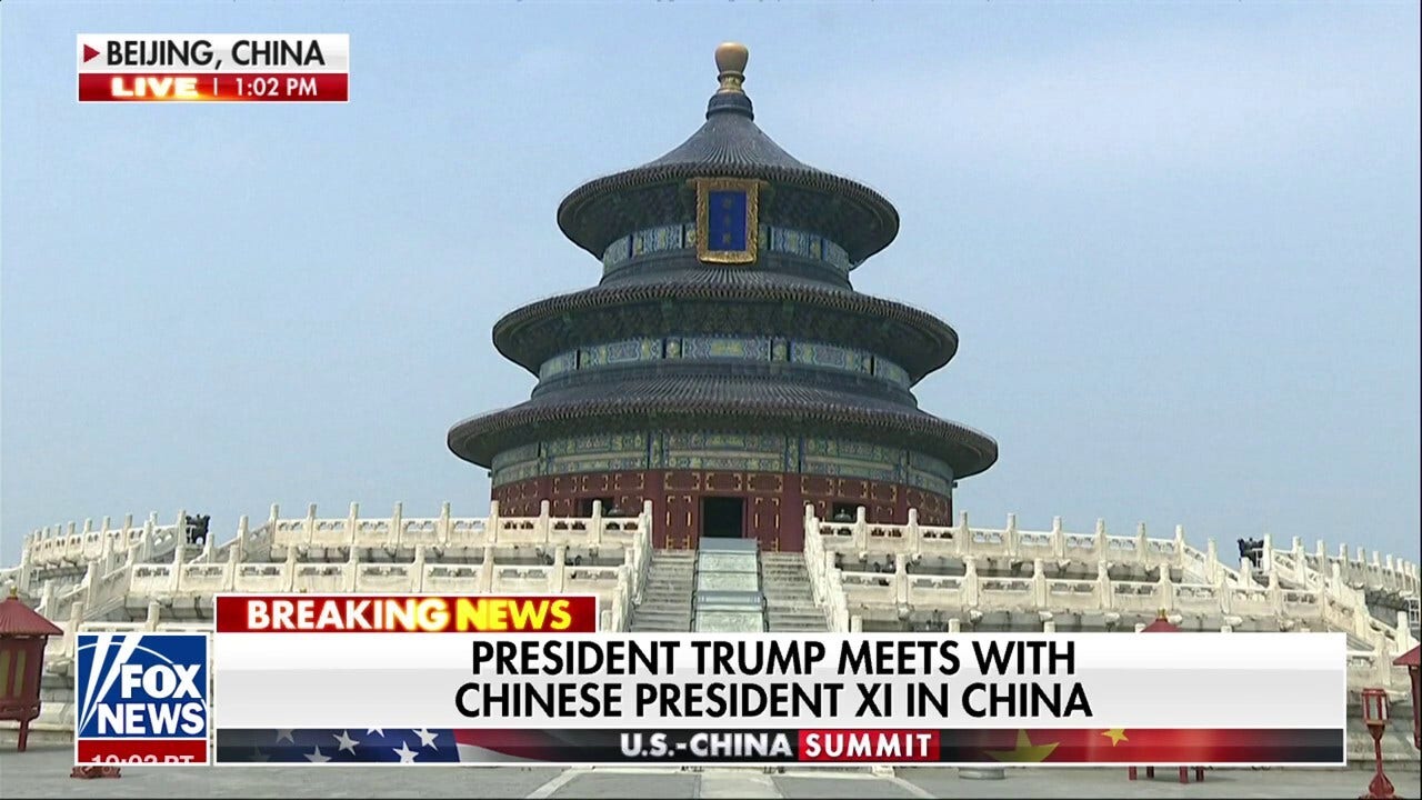 President Trump and Chinese President Xi tour Temple of Heaven in China