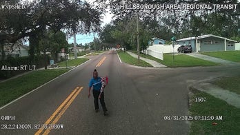 Hero bus driver saves young boy wandering alone on a Florida street