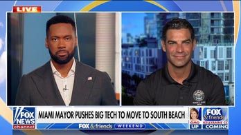 Miami mayor seeks to recruit Elon Musk, Twitter to Miami