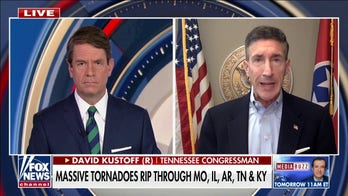 Tornado leaves at least 3 dead in Tennessee