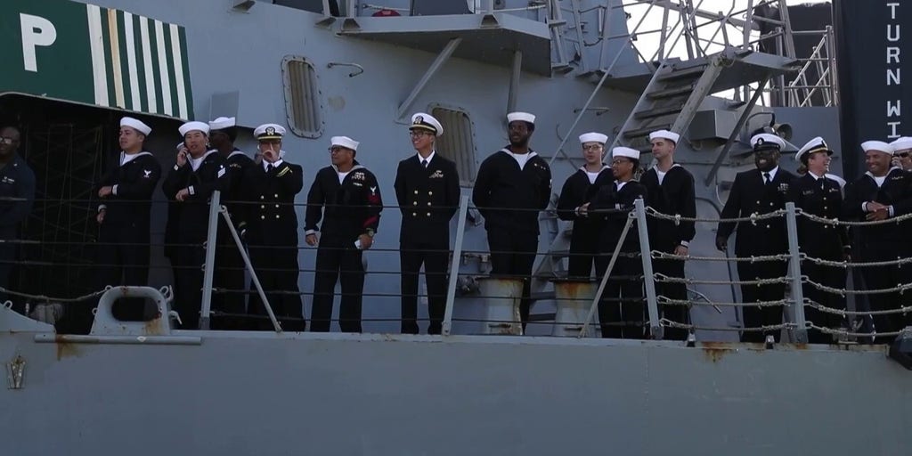 USS Stockdale pulls into home port in San Diego