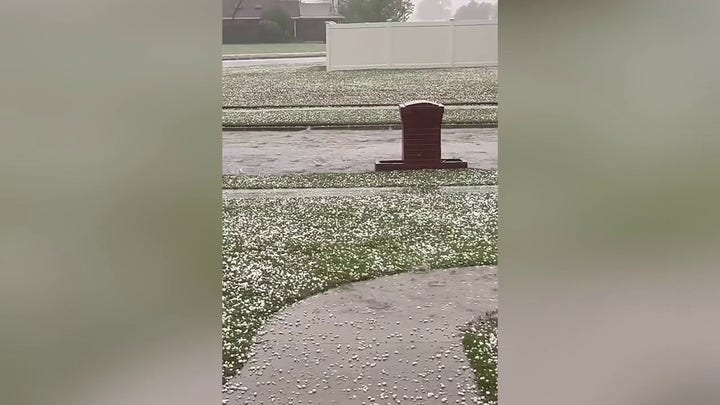 Oklahoma tornado brings heavy hail, rain