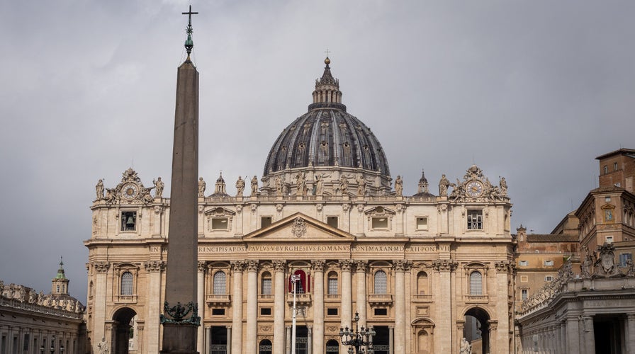 WATCH LIVE: Cardinals from across the world gather to elect new pope