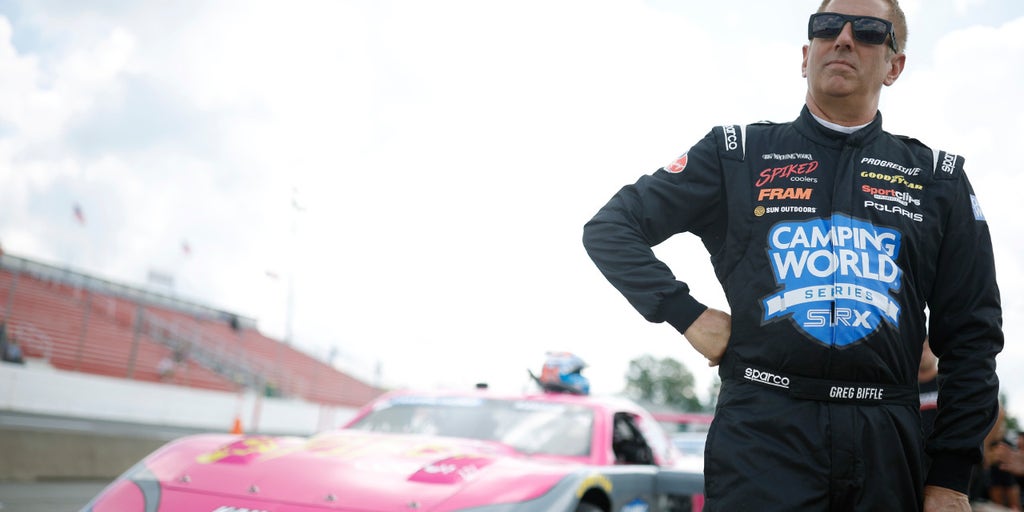 WATCH LIVE: NTSB officials share update on plane crash that killed NASCAR legend, family