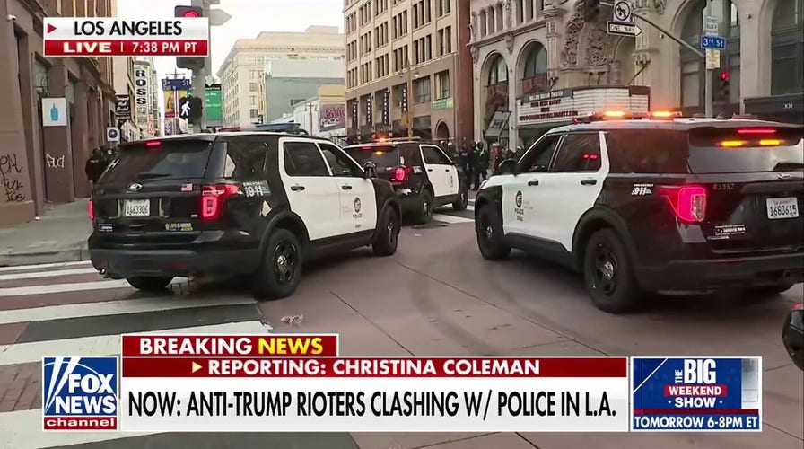 Anti-Trump rioters clash with police in Los Angeles