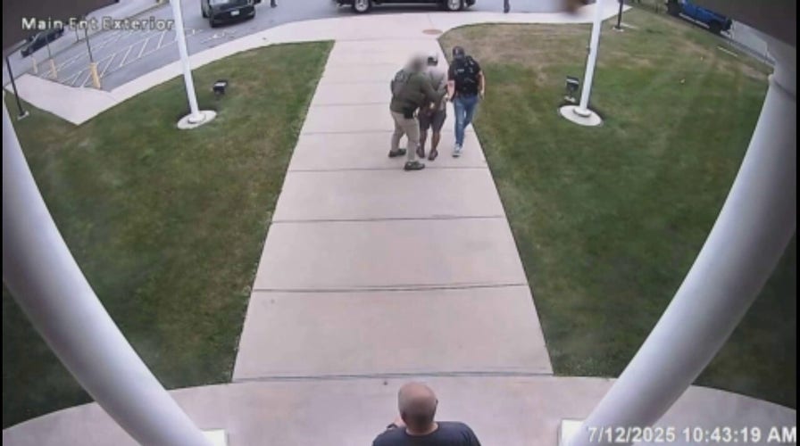 Portsmouth Police Department shares video of ICE arrest