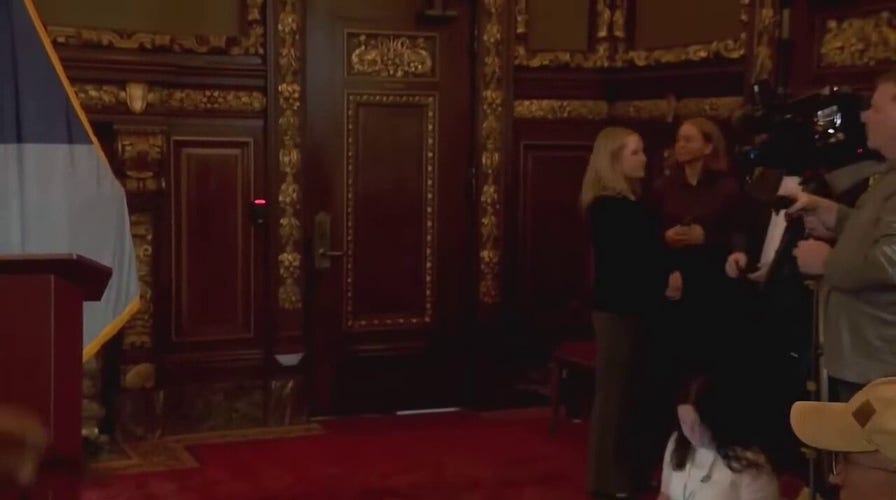 Tim Walz abruptly ends press conference with no questions