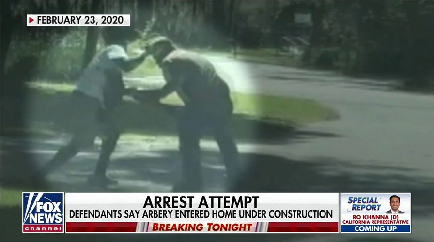 Ahmaud Arbery trial jurors hear conflicting accounts of the fatal shooting in closing arguments