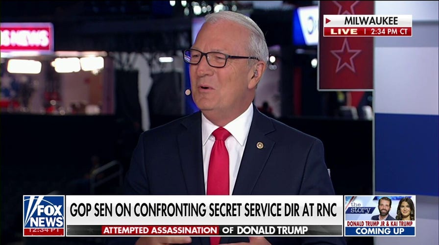 Secret Service director exhibited 'very peculiar behavior' at RNC: senator