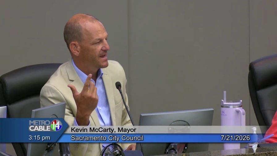Sacramento leaders caught on hot mic during chaotic City Hall meeting