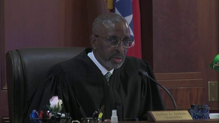 Graceland foreclosure auction halted by Tennessee chancellor