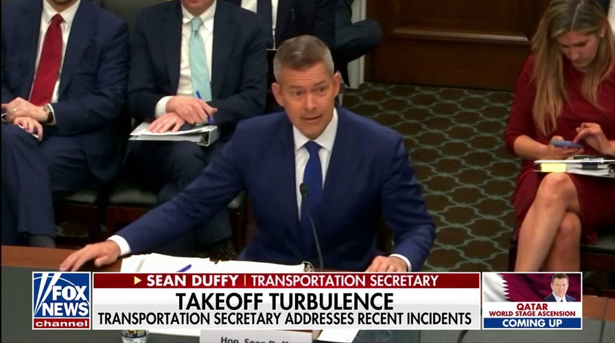 Transportation Secretary Sean Duffy blames Biden admin for dated air traffic control system