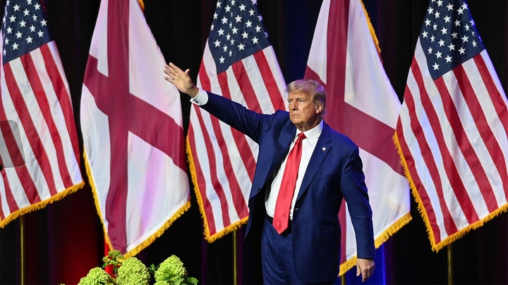 WATCH: GOP voters rally around Trump following Jan 6 federal charges