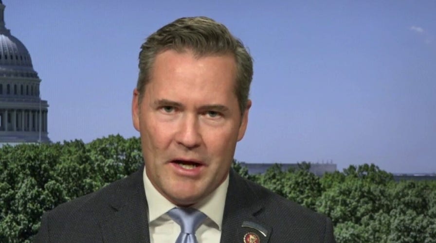 Waltz: Trump must send 'clear message' to adversaries despite illness