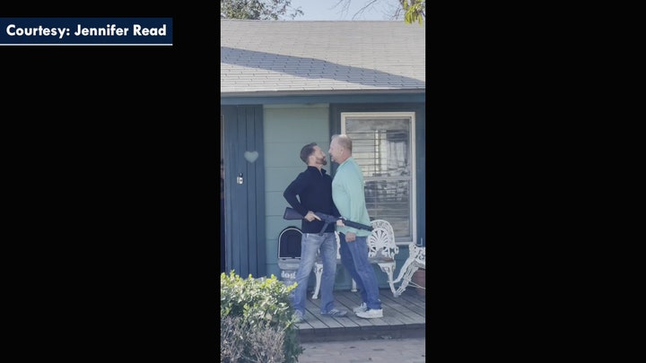 Warning, graphic footage: Texas cell phone video captures custody argument before man is shot to death