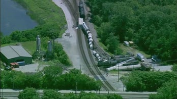 Freight train derails in Illinois, forcing residents to evacuate