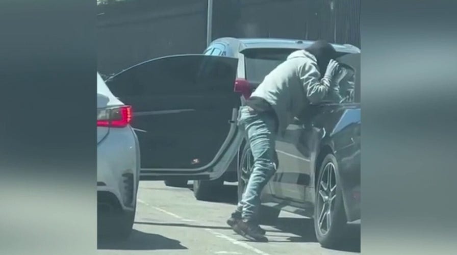 California burglars caught on camera brazenly ransacking cars in San Francisco