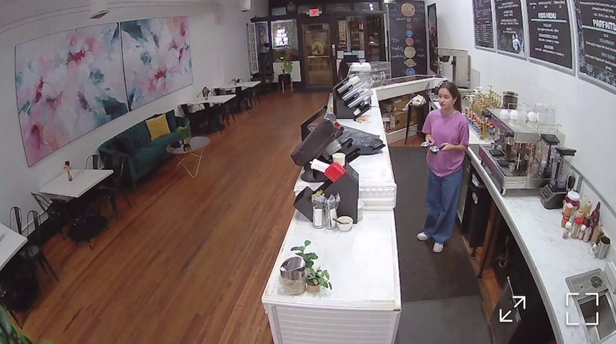 Un hombre dice que su cafetería está embrujada por un soldado de la Guerra Civil