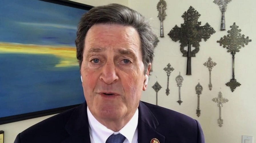 Trump urges $2,000 COVID stimulus payments