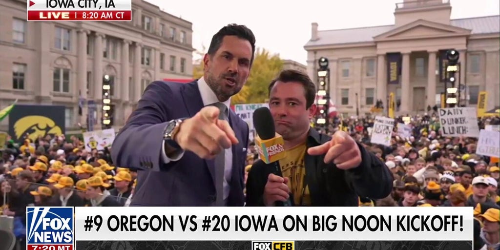 Matt Leinart warns weather may be a factor in pivotal Iowa-Oregon game