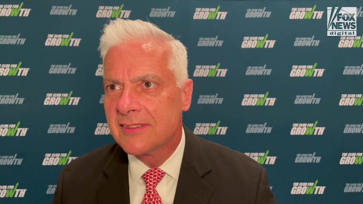  David McIntosh discusses Trump, Desantis and other candidates in the burgeoning 2024 Republican presidential field
