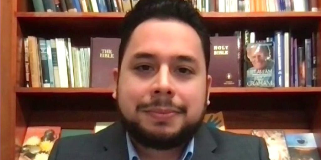 Texas border resident says migrants being allowed to travel to US interior without COVID testing