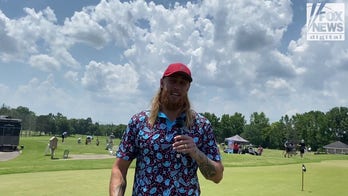 49ers star George Kittle talks golf, building camaraderie at Tight End University