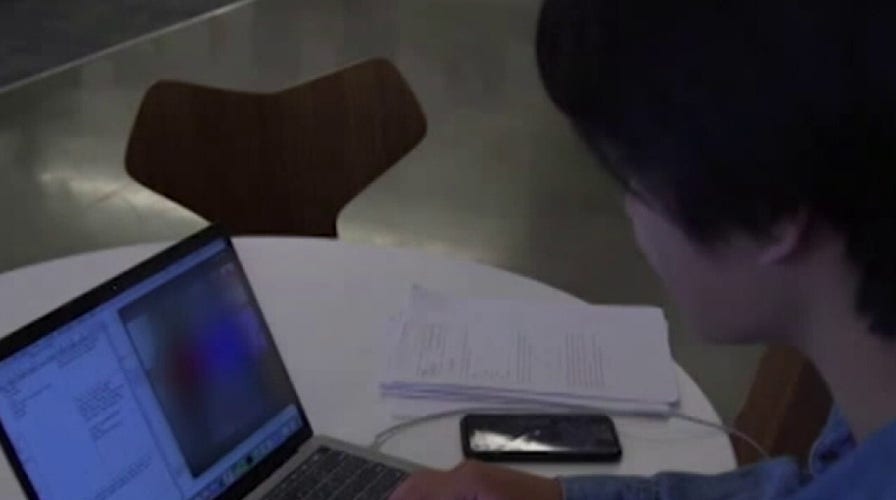 Coronavirus pandemic has singles dating virtually