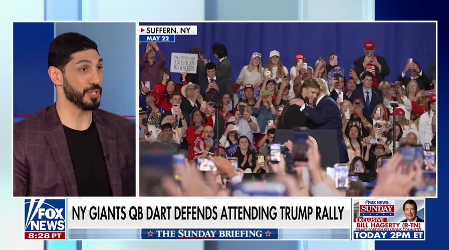 Trump praises New York Giants quarterback after rally backlash