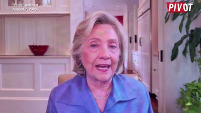 Hillary Clinton calls on far-left to support mainstream Democrats