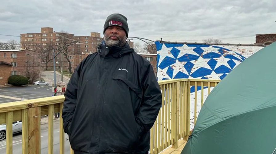 Billionaire donates $5 million to Pastor Corey Brooks' Project H.O.O.D.