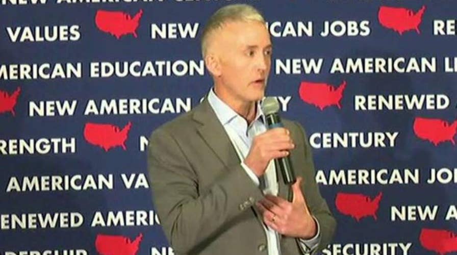 Trey Gowdy appearing on the campaign trail with Marco Rubio