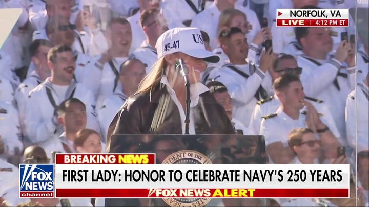 Melania Trump honors the Navy’s 250th birthday