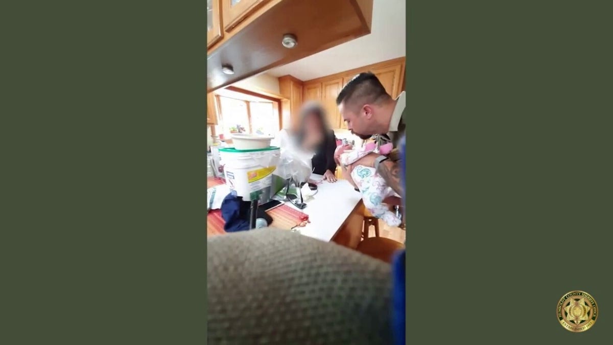 California sheriff s detective saves choking baby s life through CPR video